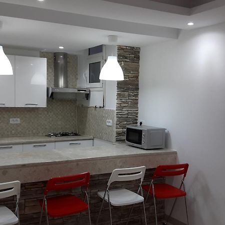 Ferienwohnung Ain Zaghouan Apart In Front Of Tunis Mall Lac 2 Exterior foto