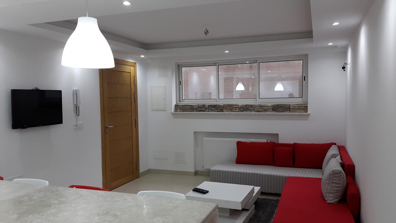 Ferienwohnung Ain Zaghouan Apart In Front Of Tunis Mall Lac 2 Exterior foto