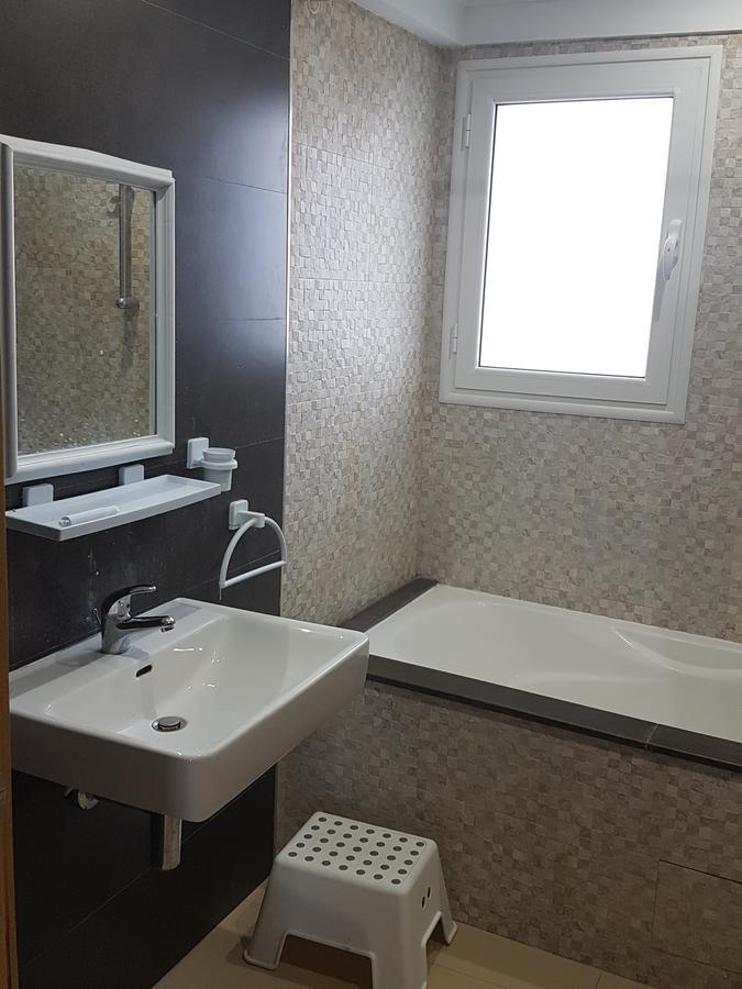 Ferienwohnung Ain Zaghouan Apart In Front Of Tunis Mall Lac 2 Exterior foto